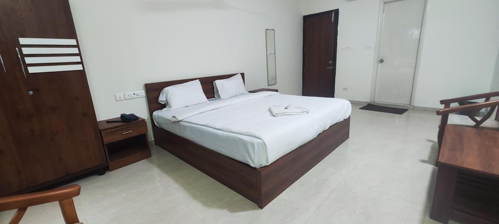 Stayz Inn Elite T Nagar Madrás Exterior foto